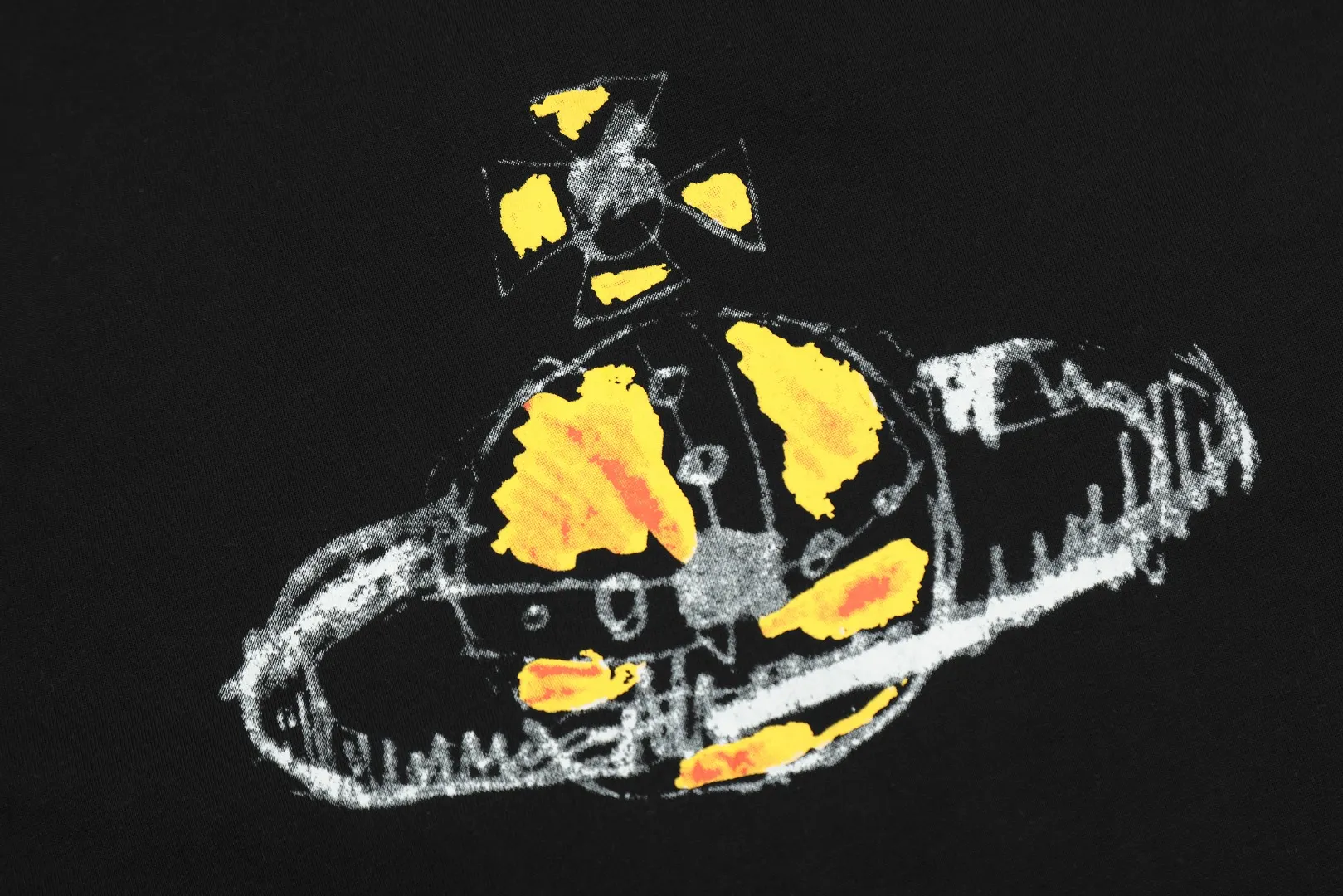 VIVI09# vivienne west wood spring new product West Queen Vivian Saturn letter embroidery printing Size: XS-L Color: black coffee